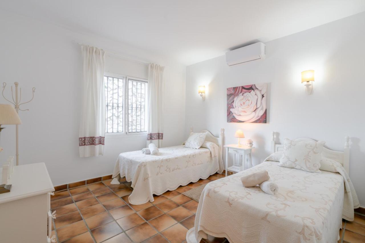 Cortijo La Rijana Villa Sayalonga ภายนอก รูปภาพ