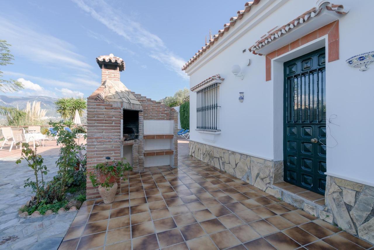Cortijo La Rijana Villa Sayalonga ภายนอก รูปภาพ